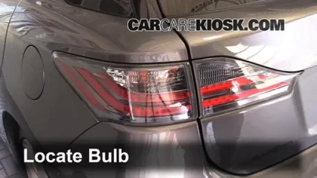 2014 Lexus CT200h 1.8L 4 Cyl. Éclairage Feux de position arrière (remplacer ampoule)